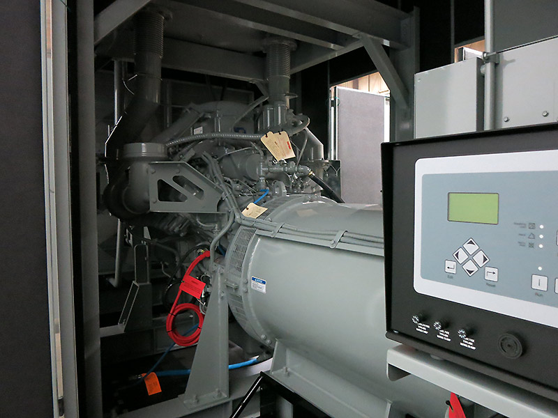 MTU Rolls Royce 12V-2000 Diesel Engine