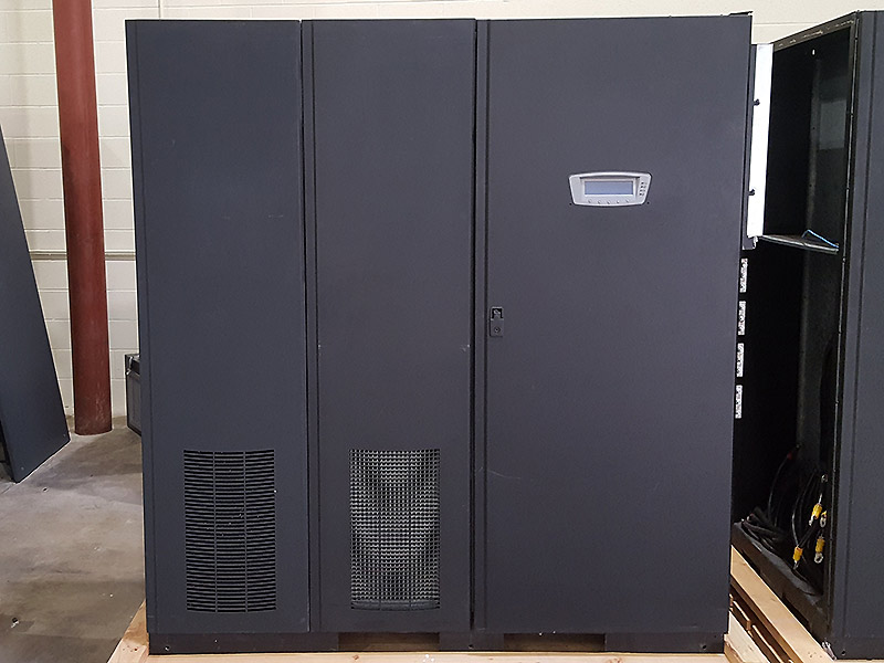 Eaton Powerware 9395 825 kVA UPS
