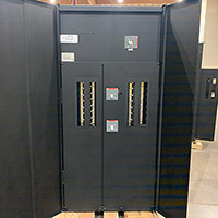 Eaton Powerware 9390 80 kVA PDU Image 1